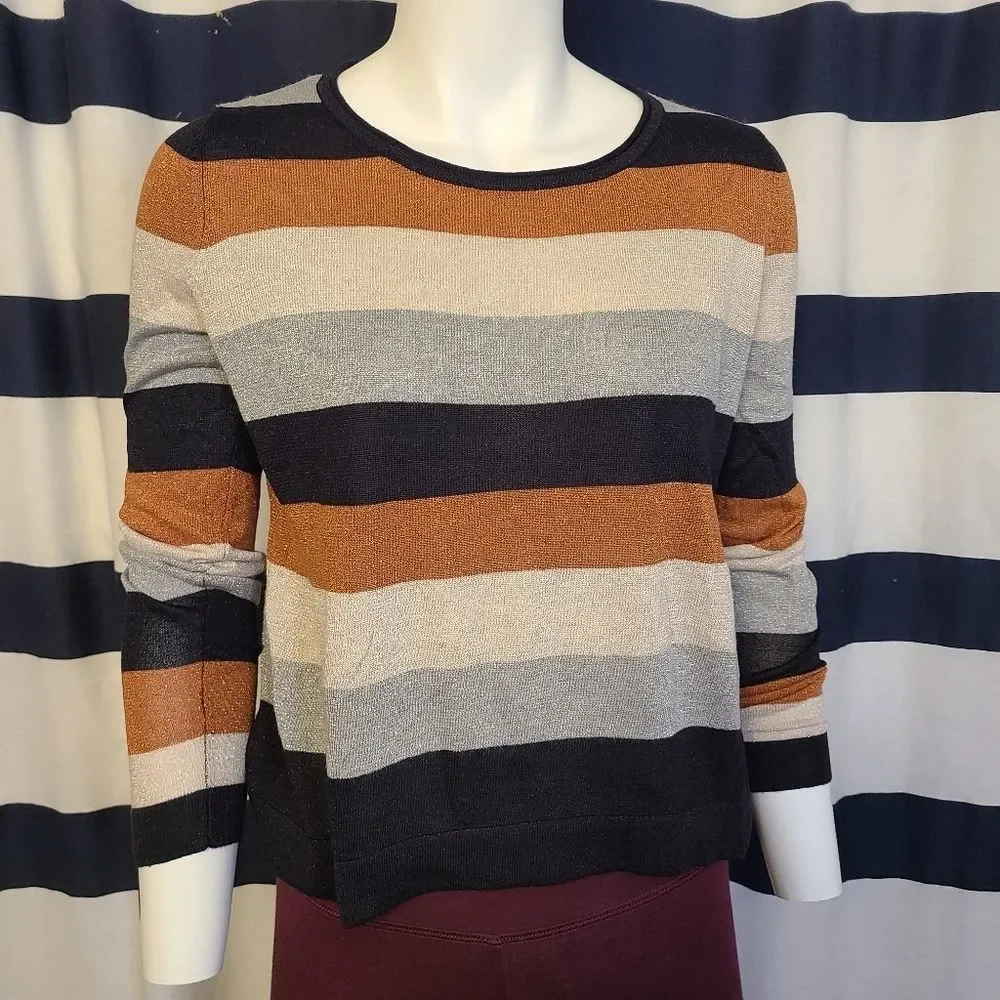 Comma Sweater, Size 36 - Picture 2 of 9